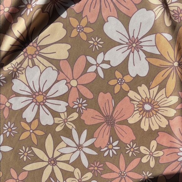 Floral Mini Skirt - Picture 3 of 4